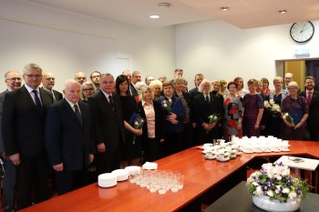 Maaeluminister tunnustas ka meie HINDREK OLDERIT Maaeluminister tunnustas ka meie HINDREK OLDERIT